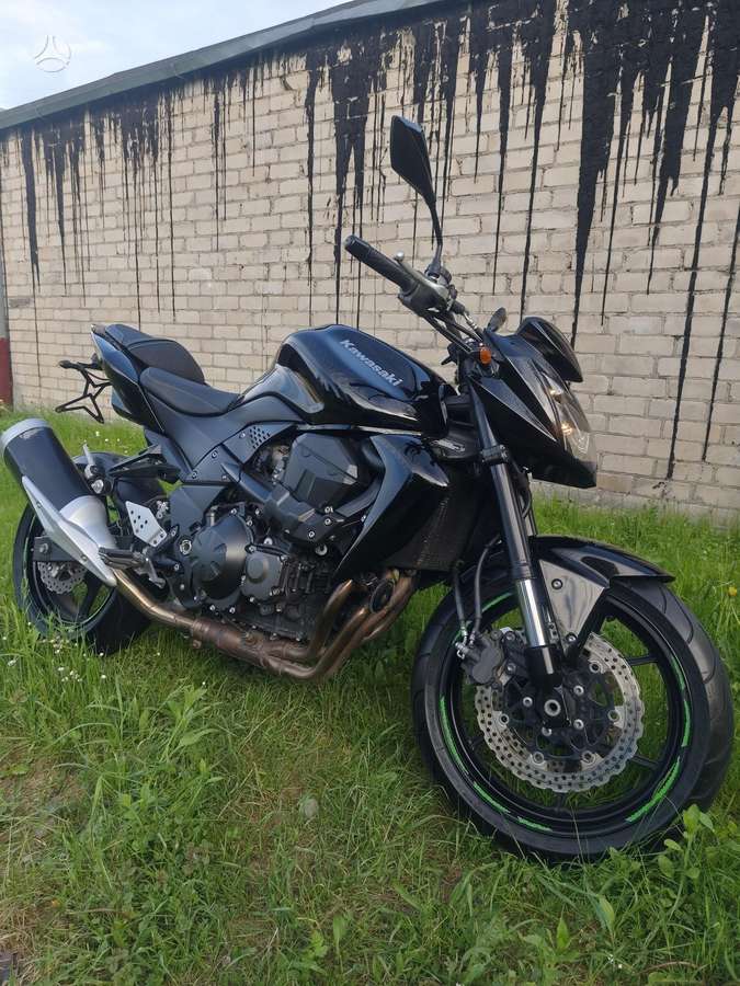 Kawasaki Z 750cc, street / classic