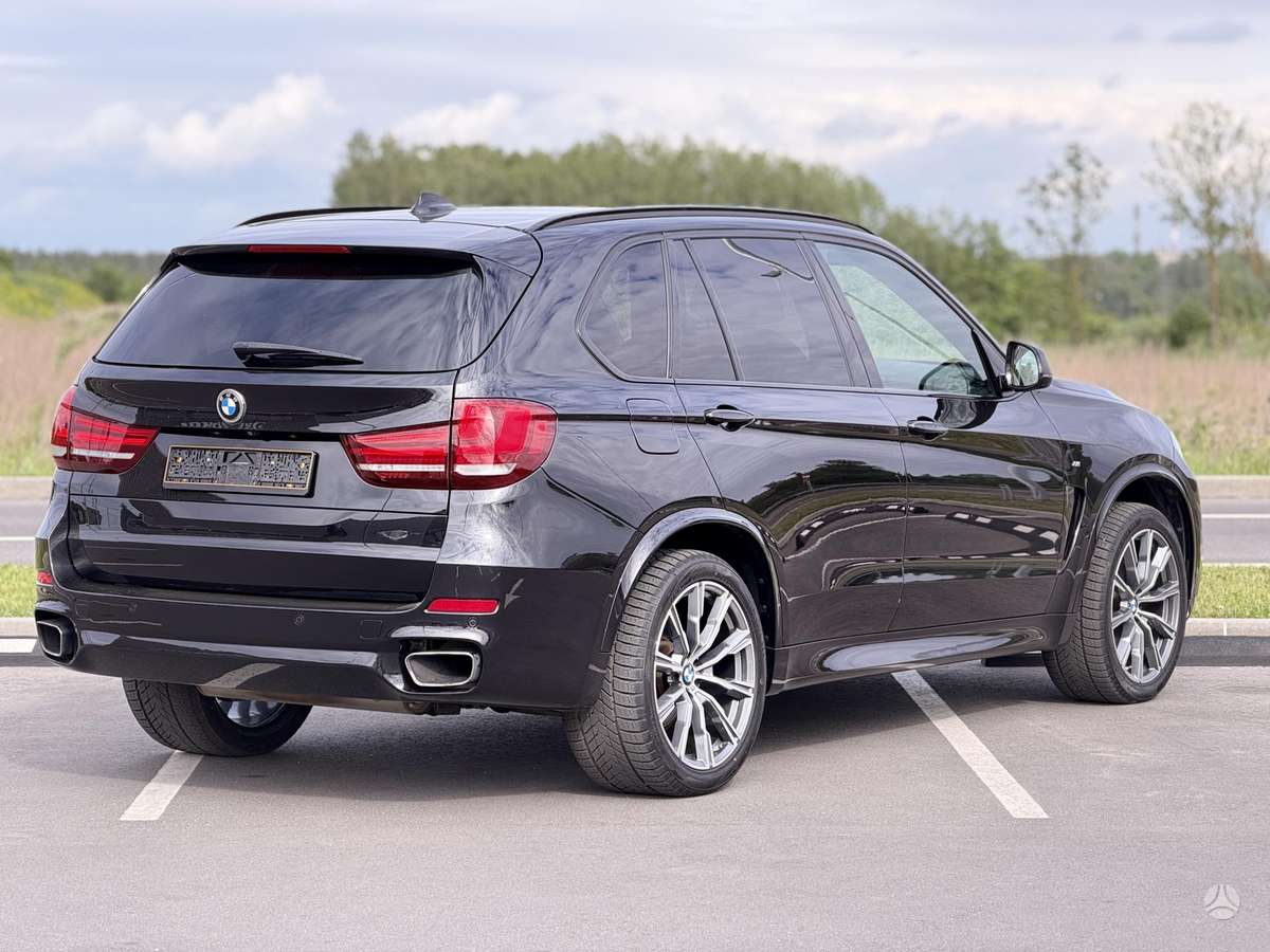 BMW X5, 2.0 l., off-road / crossover