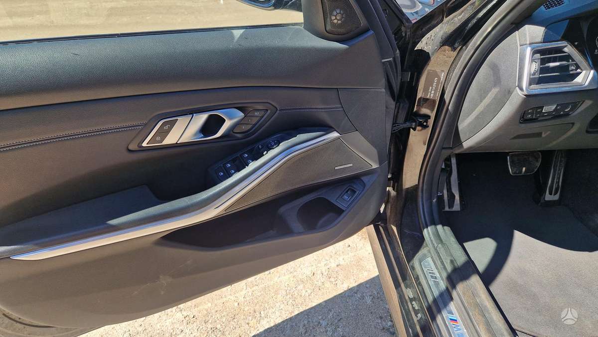 BMW 320, 2.0 l., wagon