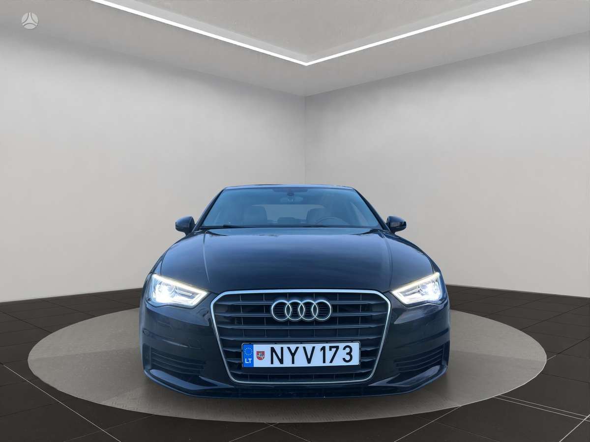 Audi A3, 1.8 l., Седан