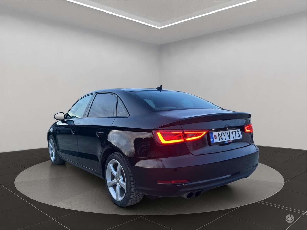 Audi A3, 1.8 l., Седан