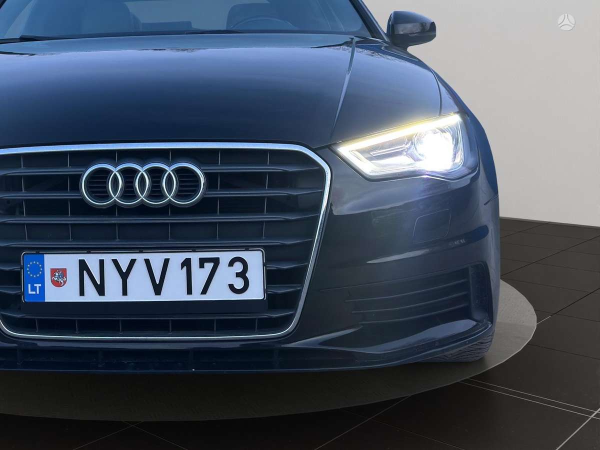 Audi A3, 1.8 l., Седан