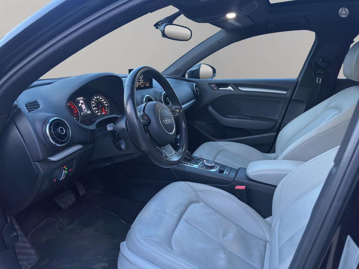 Audi A3, 1.8 l., Седан