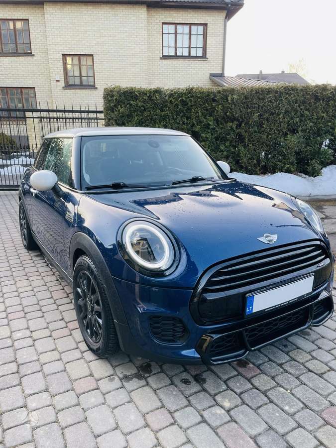 Mini Cooper JCW, 1.5 l., hatchback