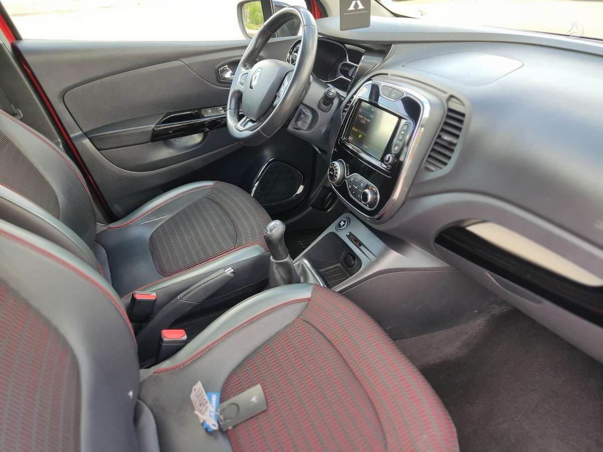 Renault Captur, 1.5 l., Минивэн