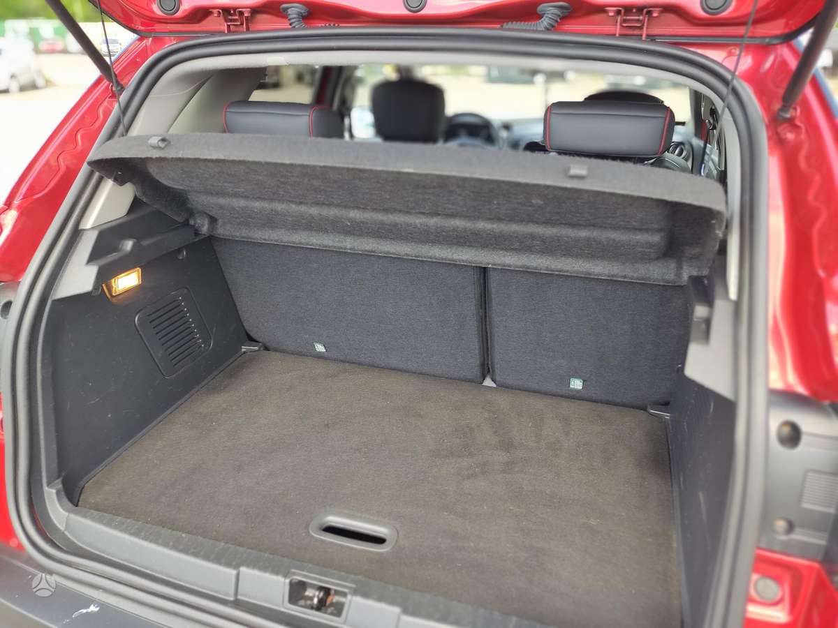 Renault Captur, 1.5 l., Минивэн