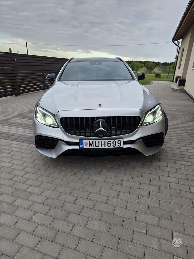 Mercedes-Benz E400, 3.0 l., wagon