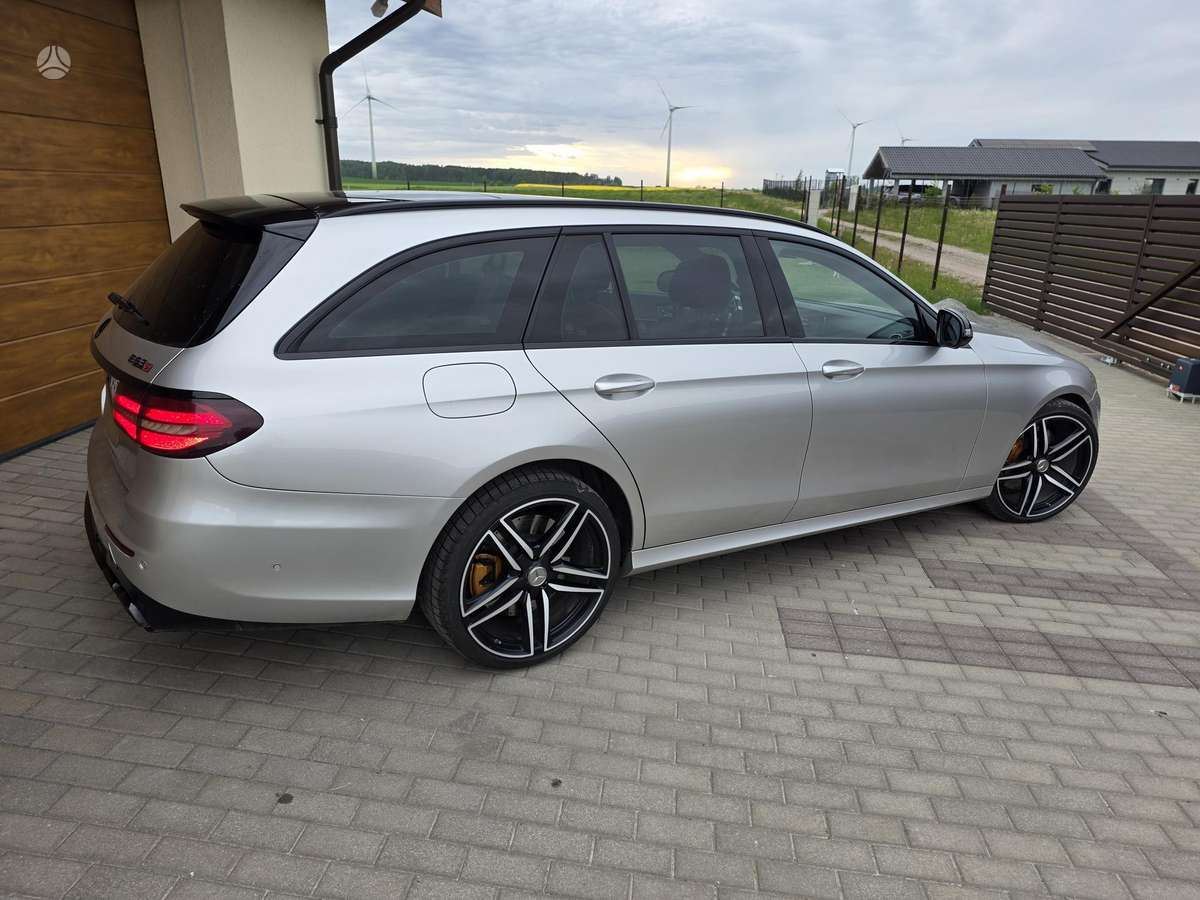 Mercedes-Benz E400, 3.0 l., wagon