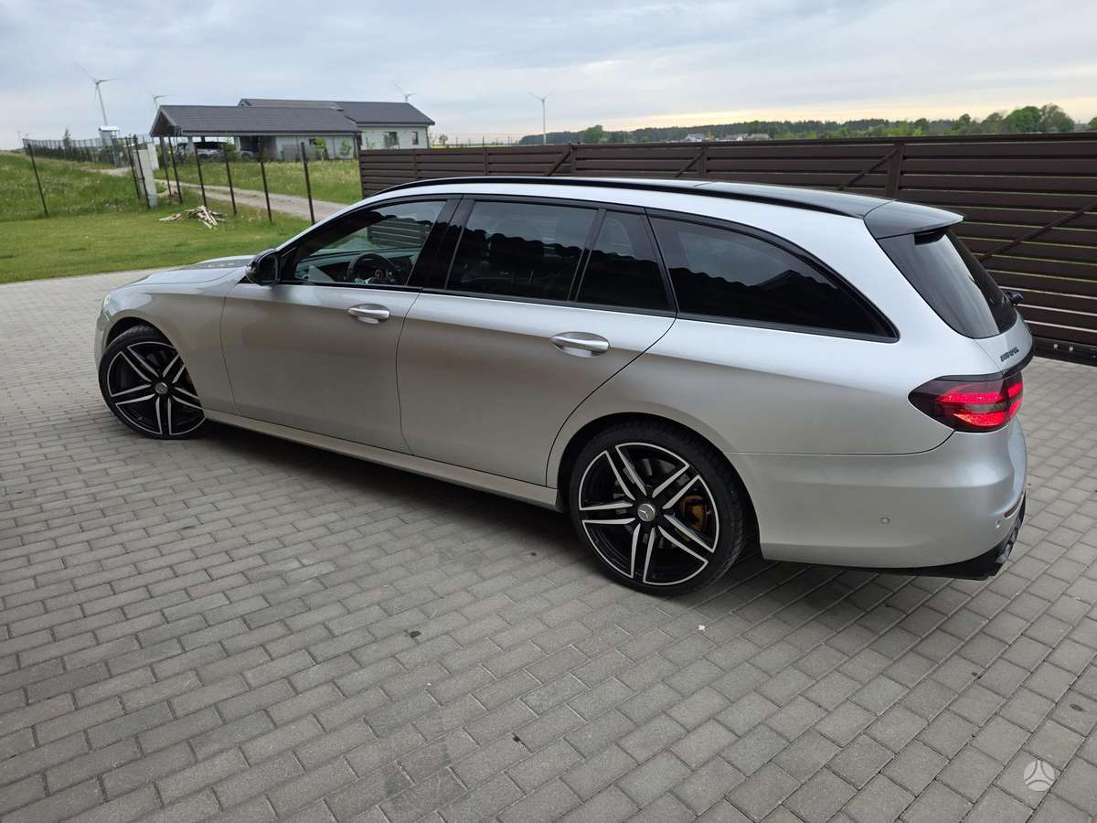 Mercedes-Benz E400, 3.0 l., wagon