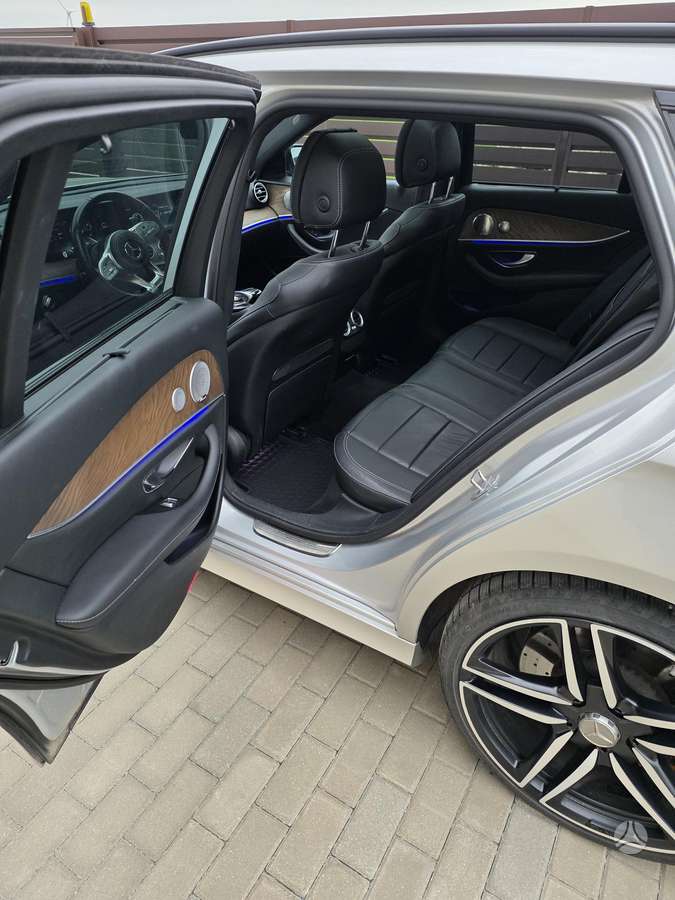 Mercedes-Benz E400, 3.0 l., wagon