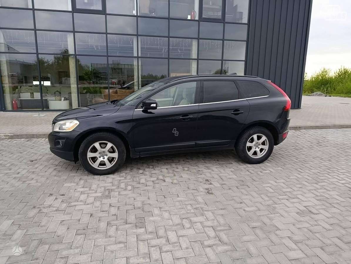 Volvo XC60, 2.4 l., hatchback