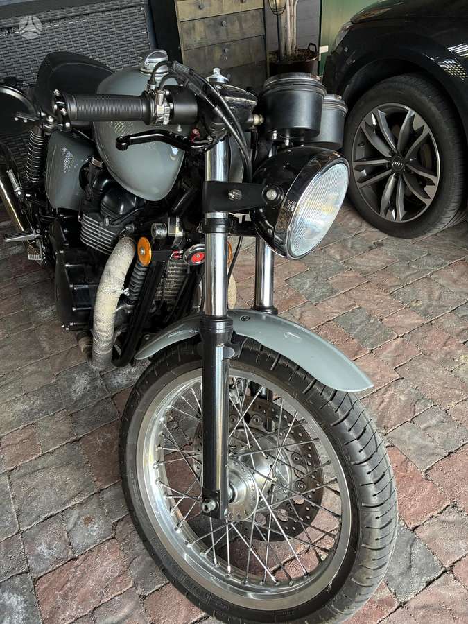Triumph Thruxton 865cc, street / classic