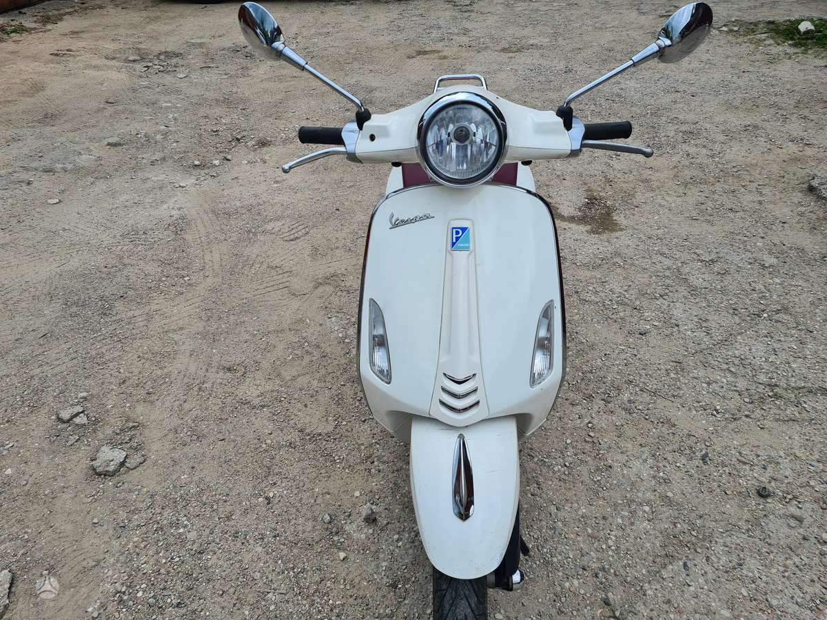 Piaggio Vespa 49cc, мотороллеры / мопеды