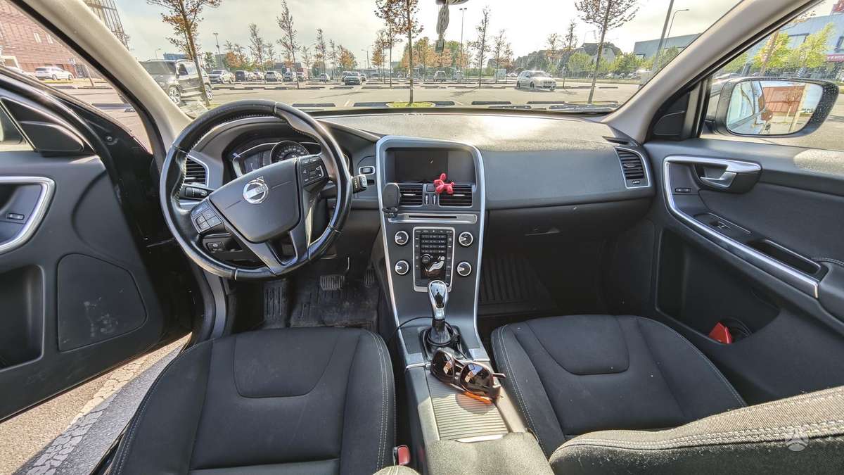 Volvo XC60 - 6