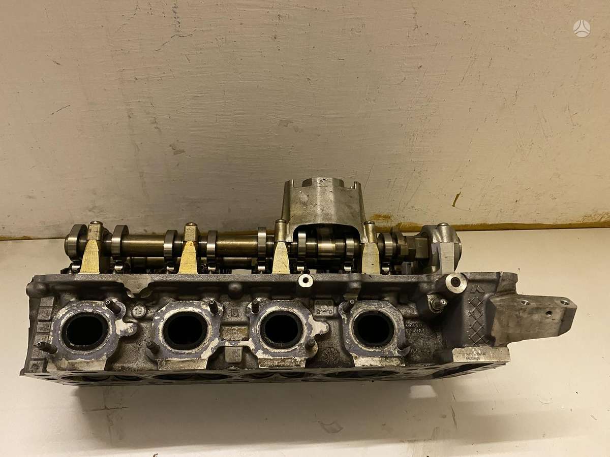 BMW M5, 8605017, cylinder head