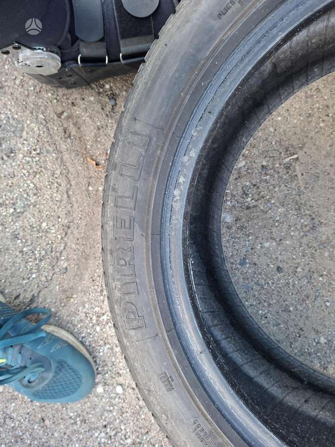 Pirelli, summer 245/45 R17