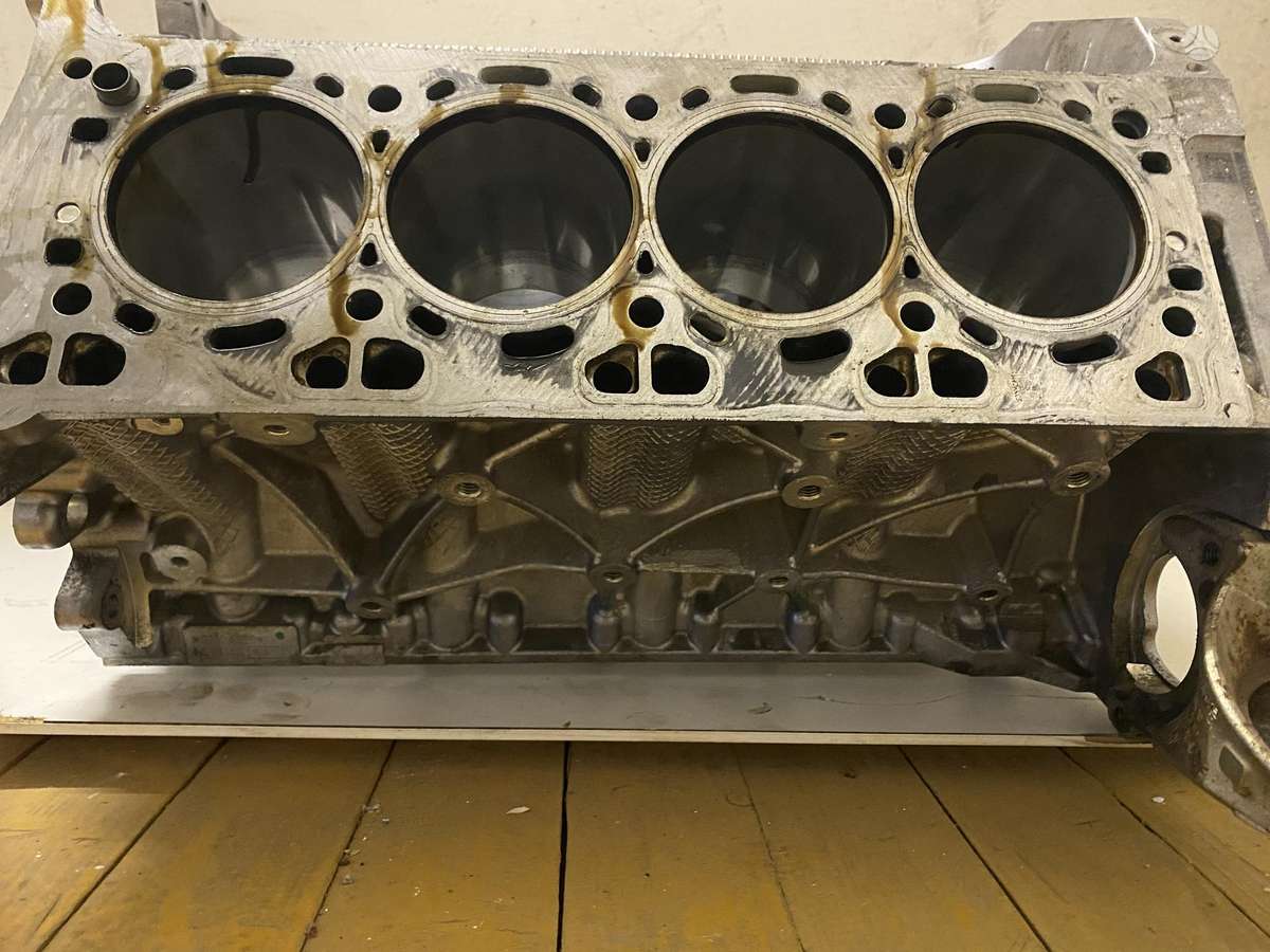 BMW 550, N63b44a, engine block