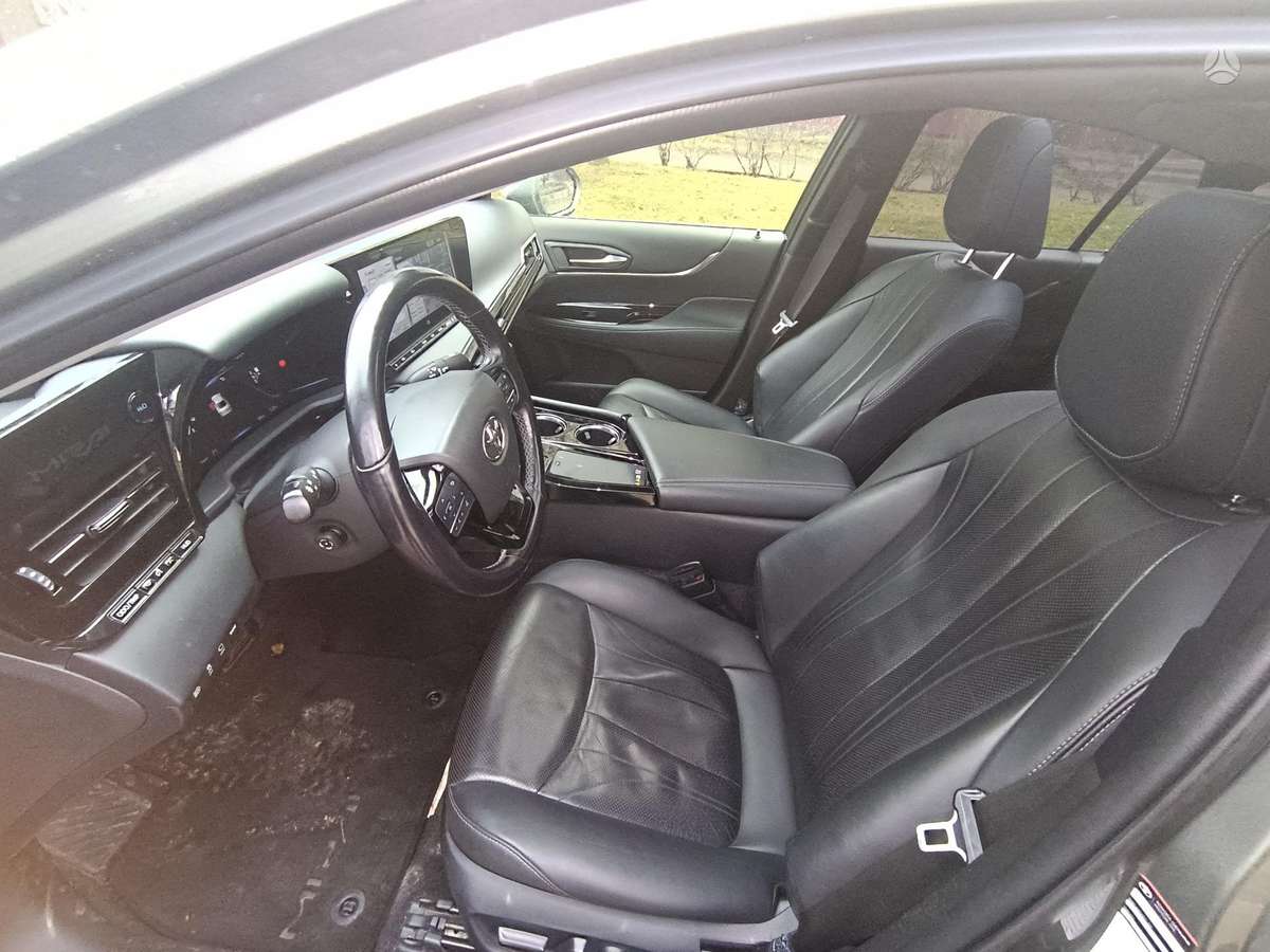 Toyota Mirai - 6