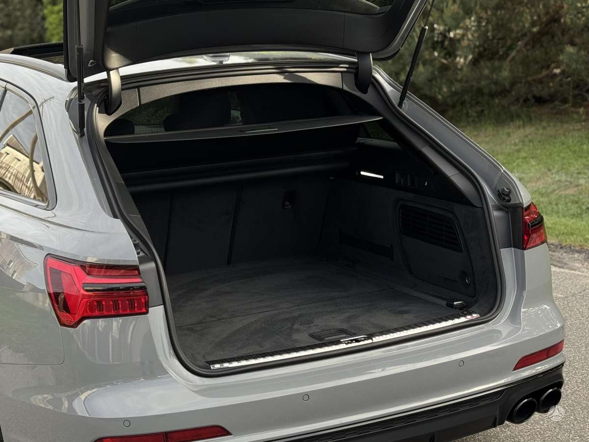 Audi S6, 3.0 l., wagon
