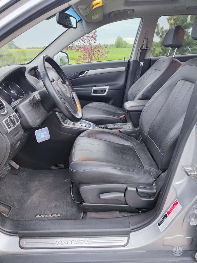 Opel Antara, 2.2 l., off-road / crossover