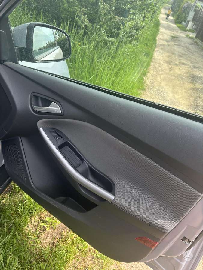 Ford Focus, 1.6 l., hatchback