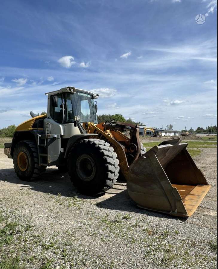 Liebherr L556, frontal loader