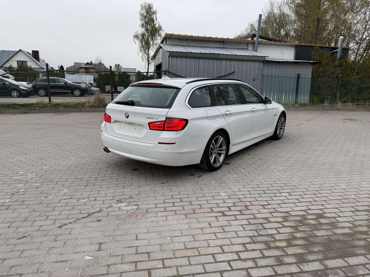 BMW 520, 2.0 l., wagon