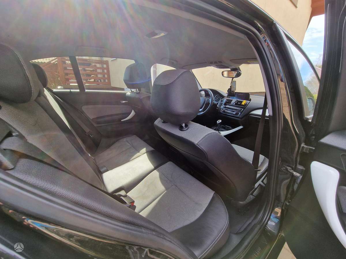 BMW 116, 2.0 l., hatchback
