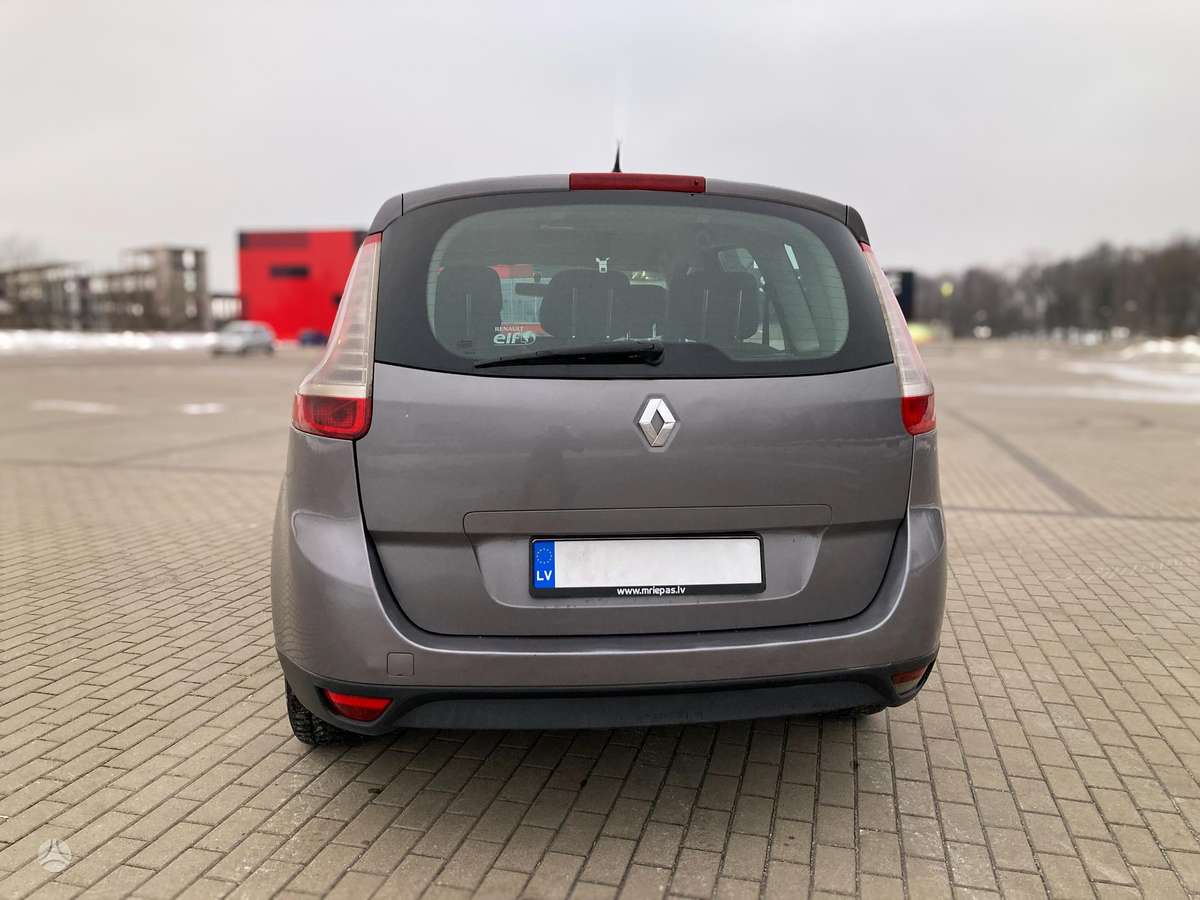 Renault Grand Scenic - 7