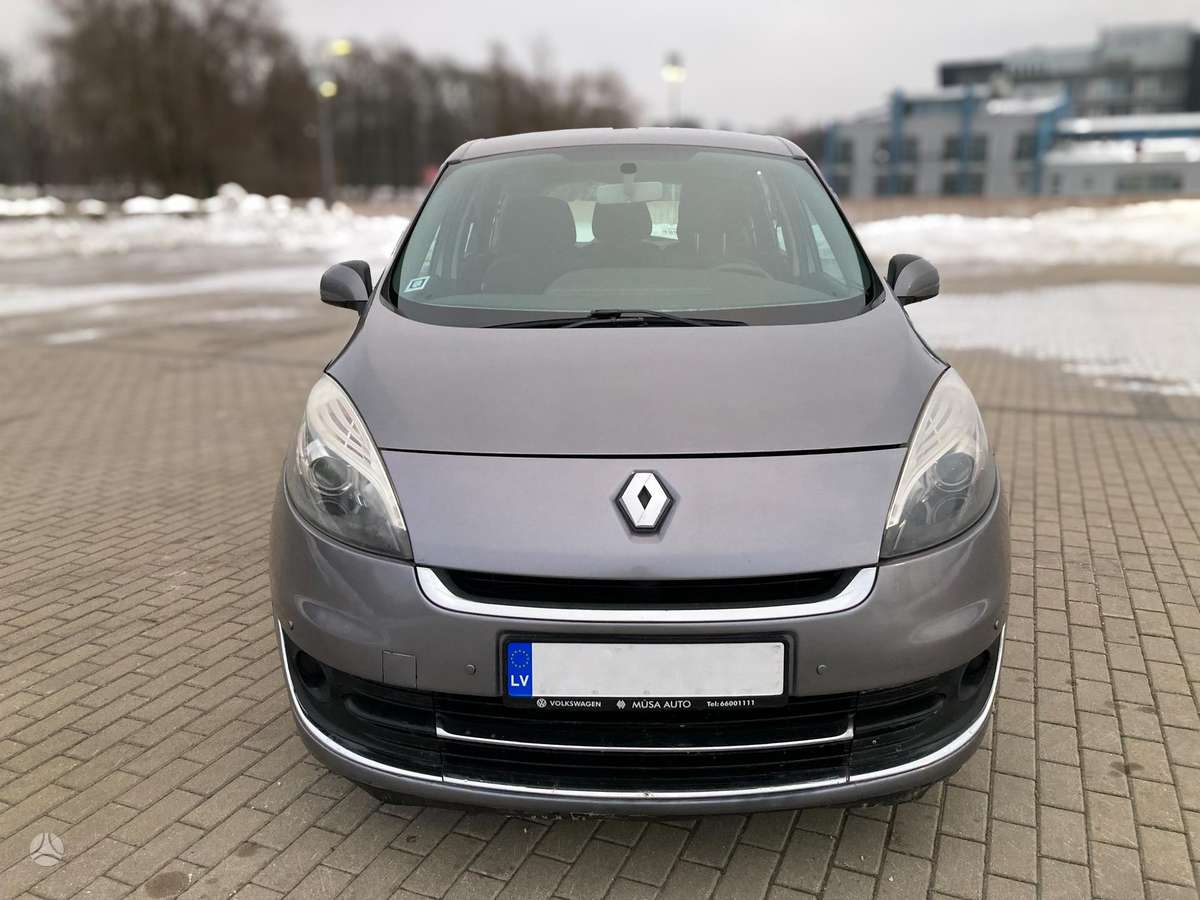 Renault Grand Scenic - 4