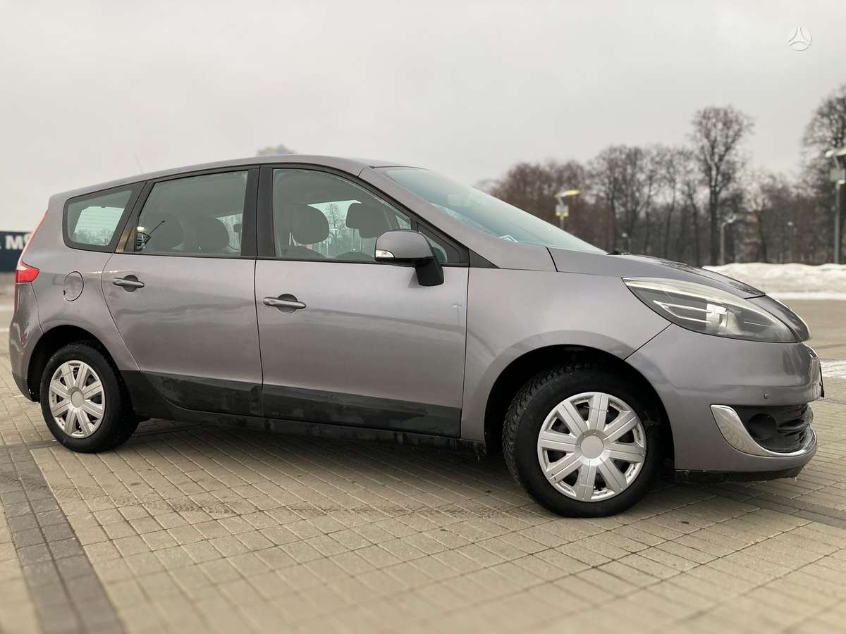 Renault Grand Scenic - 5