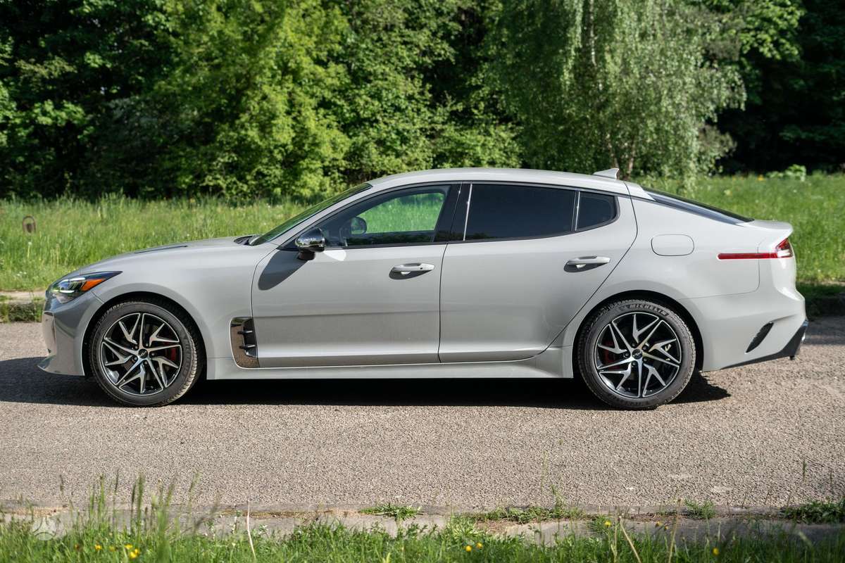 Kia Stinger, 2.5 l., Седан