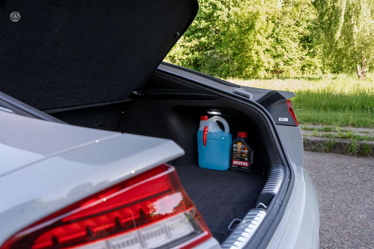 Kia Stinger, 2.5 l., Седан