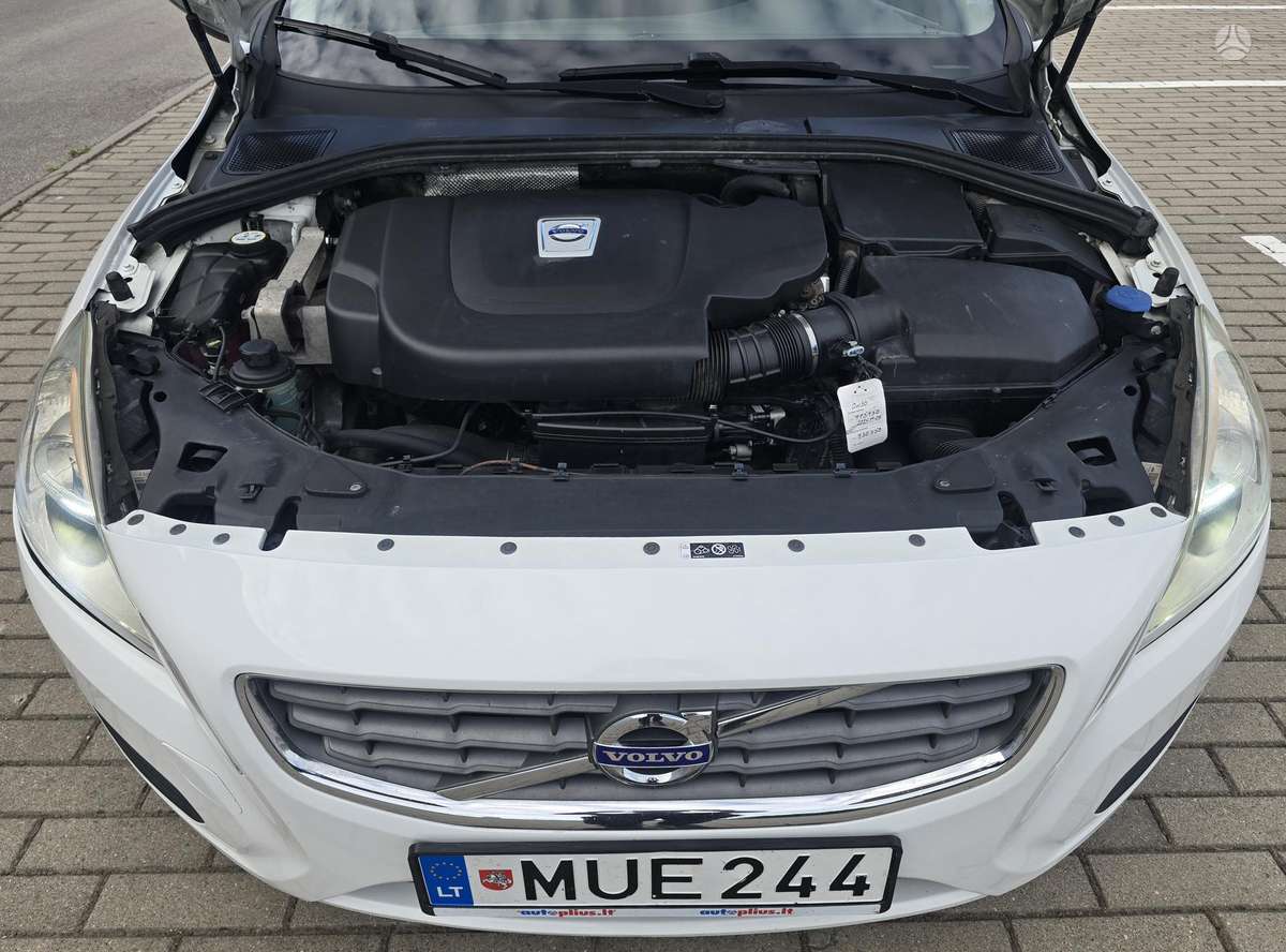 Volvo V60, 2.0 l., Универсал