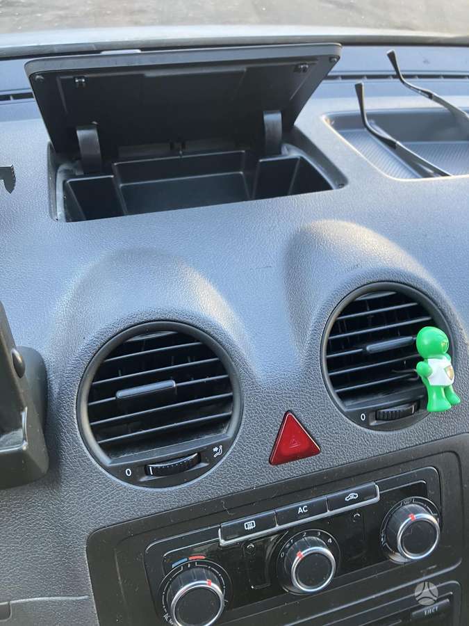 Volkswagen Caddy - 8