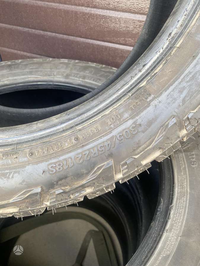 Falken, всесезонные 305/45 R22