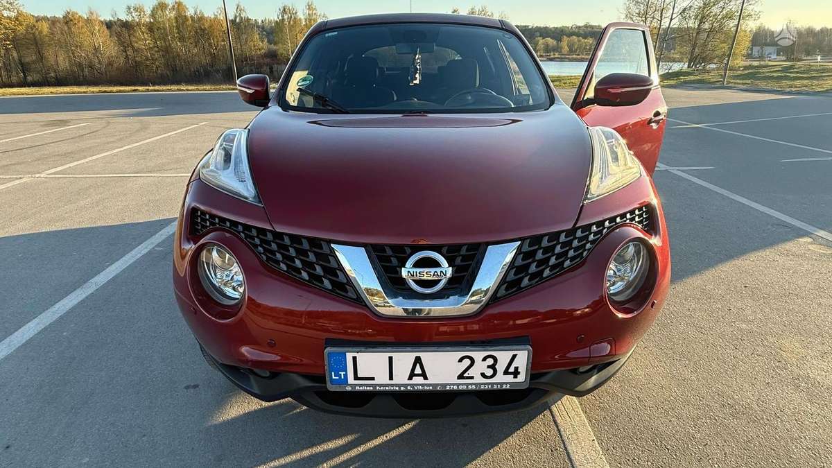 Nissan Juke, 1.6 l., hatchback