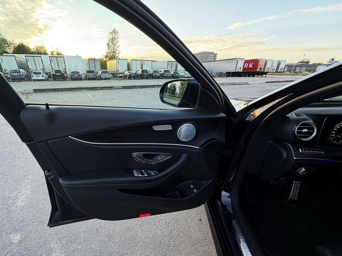 Mercedes-Benz E400, 2.9 l., Универсал