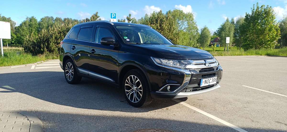 Mitsubishi Outlander, 2.0 l., Минивэн