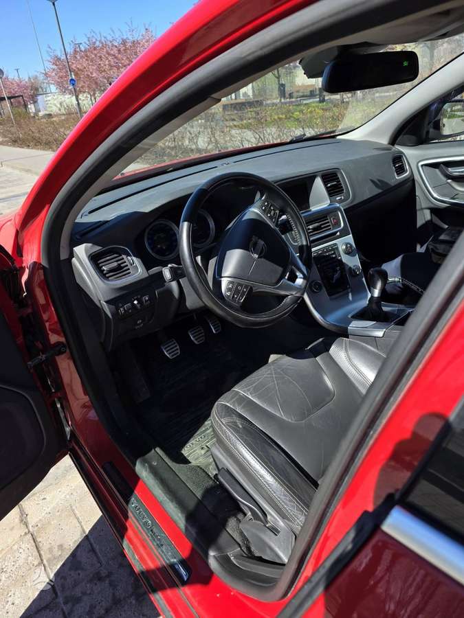 Volvo V60, 1.6 l., wagon