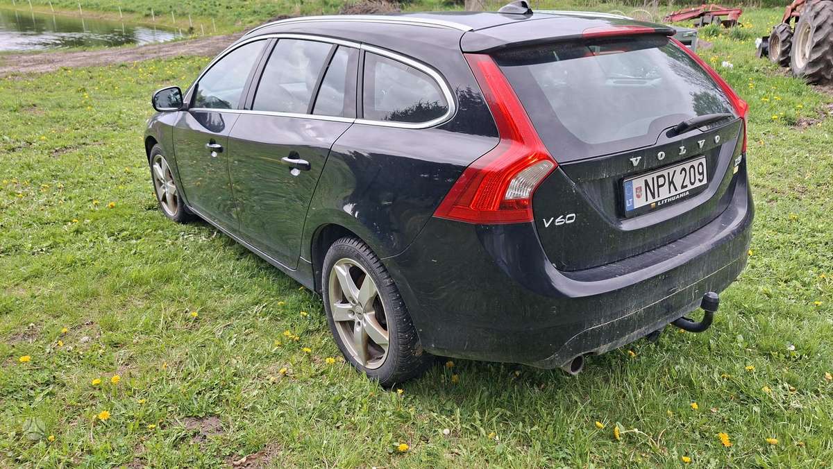 Volvo V60, 2.0 l., Универсал