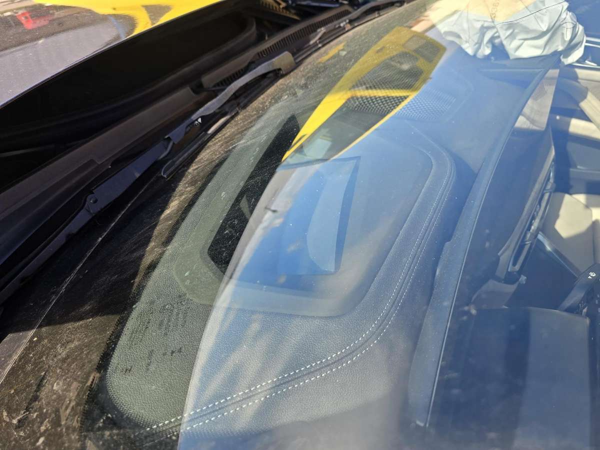 BMW i4, Хэтчбек