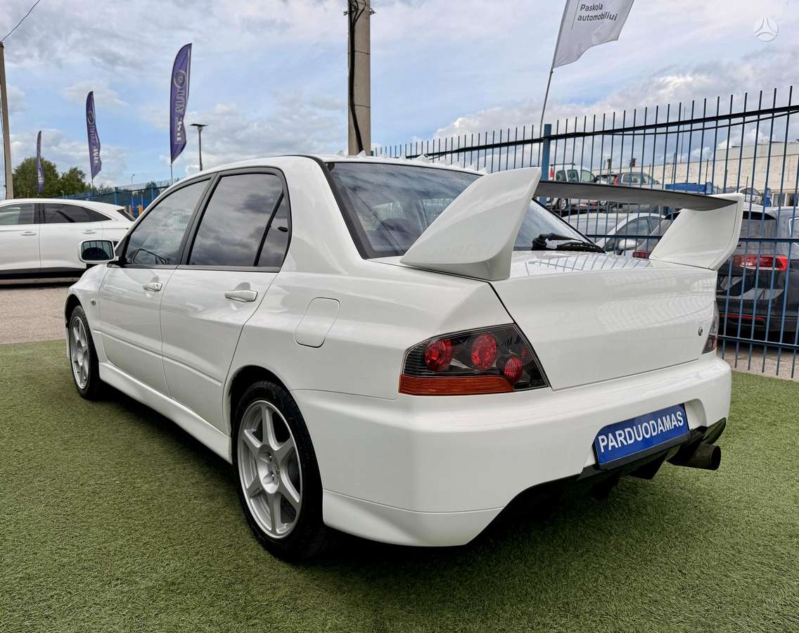 Mitsubishi Lancer Evolution, 2.0 l., sedanas