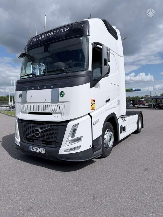 Volvo FH460 Aero, double sleeper