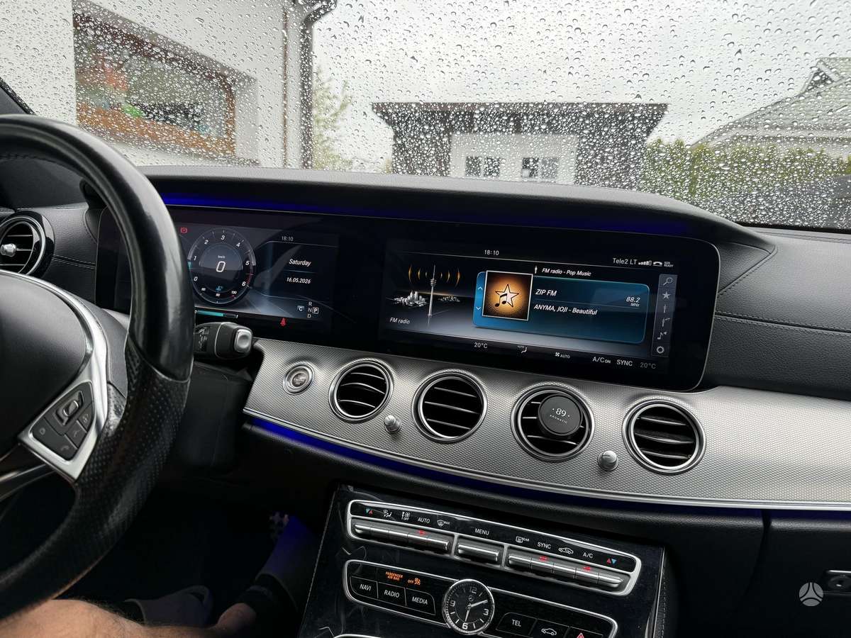 Mercedes-Benz E220, 2.2 l., Седан