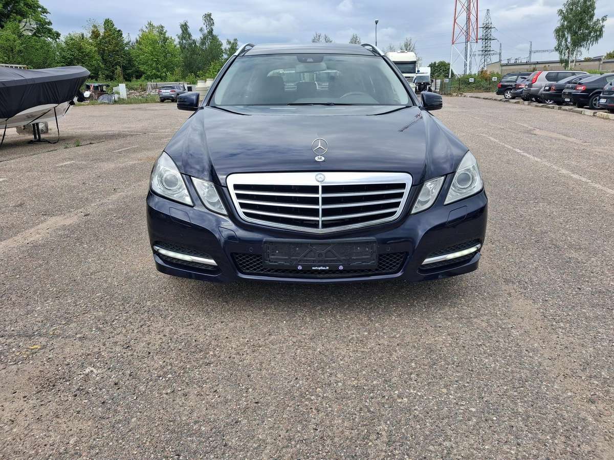 Mercedes-Benz E200, 2.2 l., Универсал