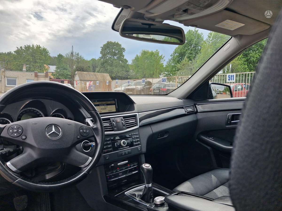 Mercedes-Benz E200, 2.2 l., Универсал