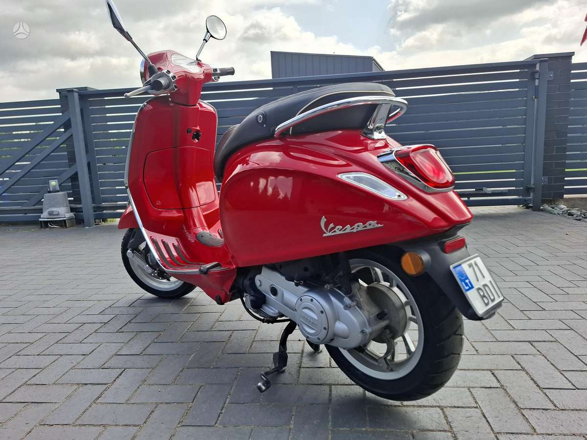 Piaggio Vespa 49cc, мотороллеры / мопеды