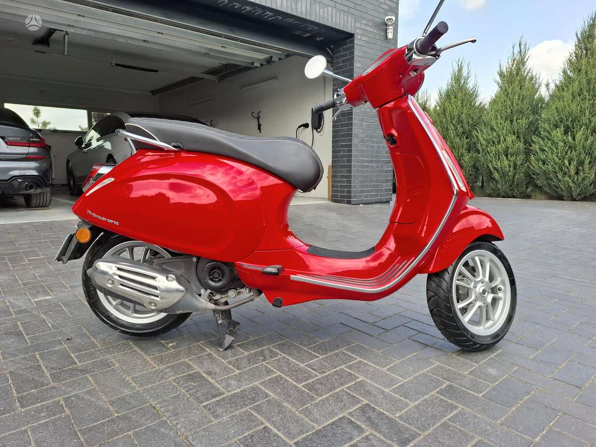 Piaggio Vespa 49cc, scooters / mopeds