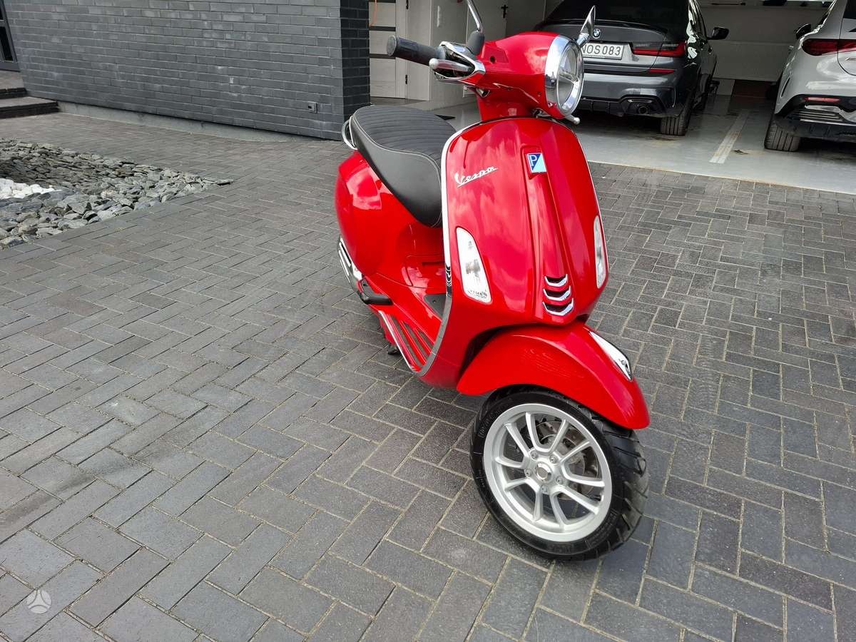 Piaggio Vespa 49cc, мотороллеры / мопеды